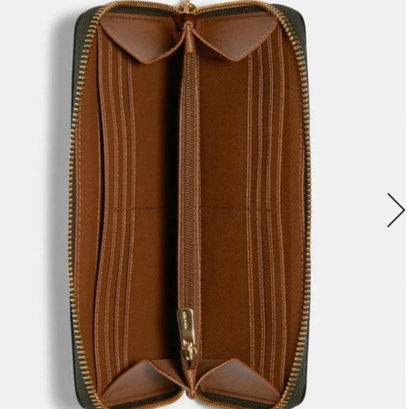 💕 NWT coach wallet - Picture 3 of 5